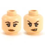 LEGO Head, Female, Flesh, Smile/Smirk