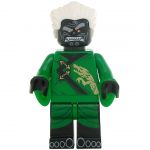 LEGO Drow Mage/Arachnomancer, Green Outfit with Gold Dragon